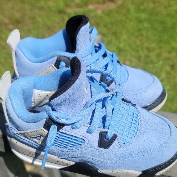 Jordan 4 size 10c - Picture 4 of 4